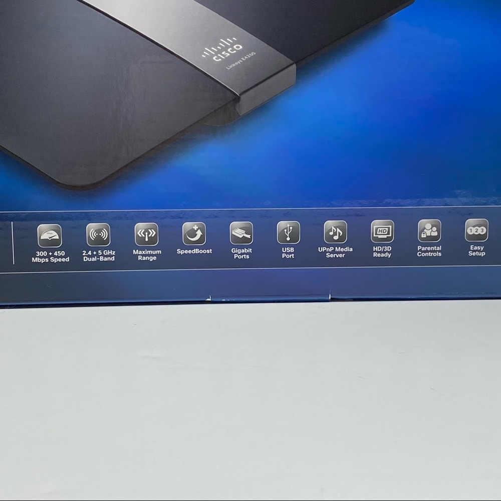Cisco Linksys E4200 Maximum Performance Dual-Band N Router w/Box, SetUp Disc - Picture 9 of 16
